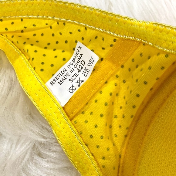 NEW YELLOW POLKA DOT BRA WITH REMOVABLE STRAPS - Picture 4 of 4